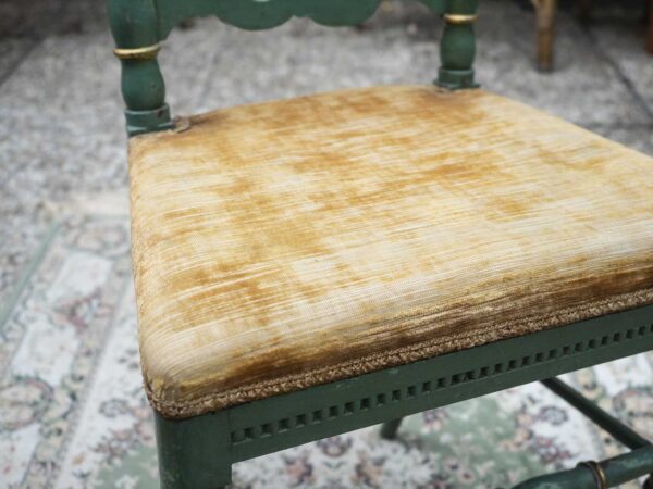 Sedia antica intagliata e decorata verde XIX secolo - immagine 4