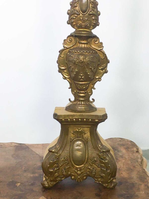 Coppia porta cero XVIII secolo legno e ottone sbalzato - immagine 7