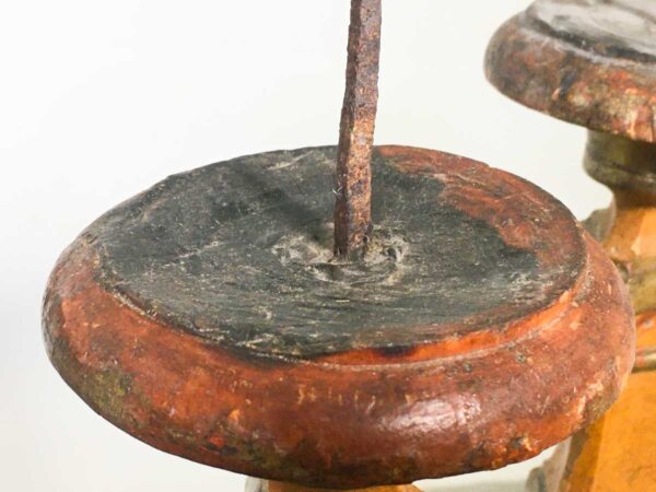 Serie di tre torcieri in legno del XVIII secolo - immagine 4