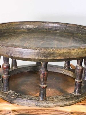 Vassoio piatto in legno da tavola orientale antico