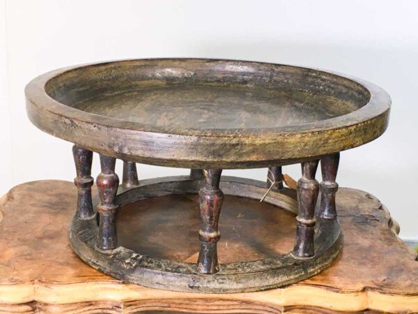 Vassoio piatto in legno da tavola orientale antico