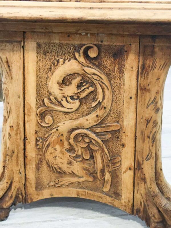 Antico Porta cero in legno intagliato, fusto a torciere e zampe di leone - immagine 3