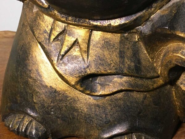 Scultura in legno Buddha felice con ventaglio - immagine 4