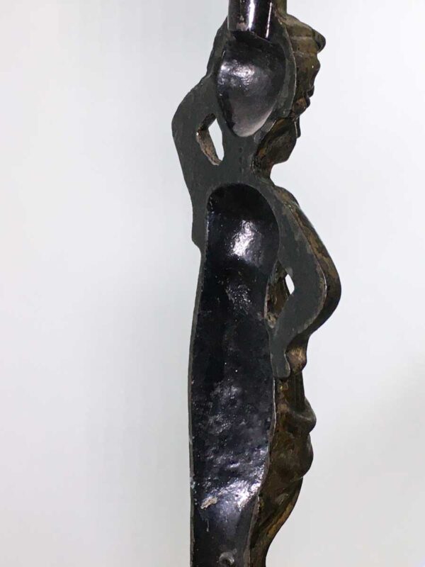 Antica coppia di statue cariatidi in ghisa trasformati in portavasi - immagine 3