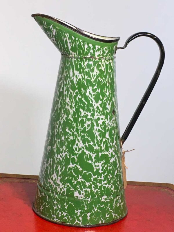 Brocca smaltata francese decorata verde anni '30-'40