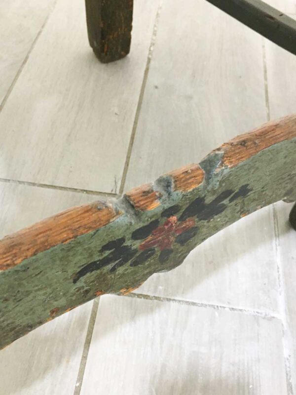 Coppia sedie antiche dipinte e decorate con seduta in paglia - immagine 4