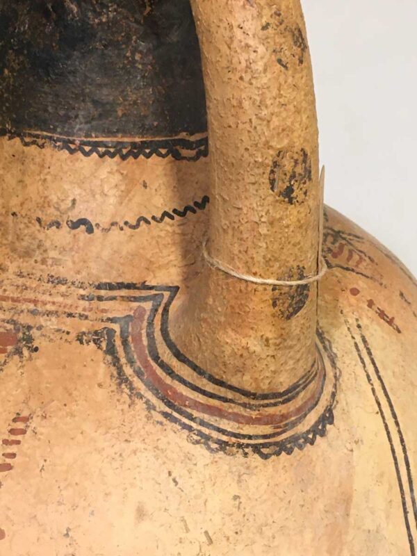 Antico vaso anfora berbero in terracotta - immagine 3