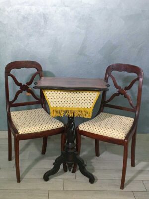 Set sedie con tavolino da lavoro gamba torciglione XIX secolo