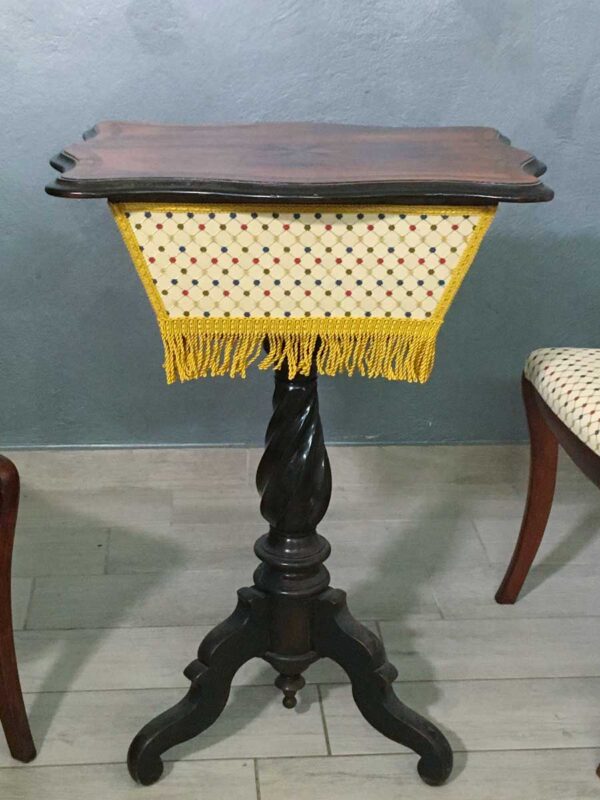 Set sedie con tavolino da lavoro gamba torciglione XIX secolo - immagine 4