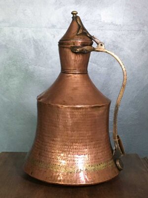 Brocca antica in rame e ottone del XIX-XX secolo