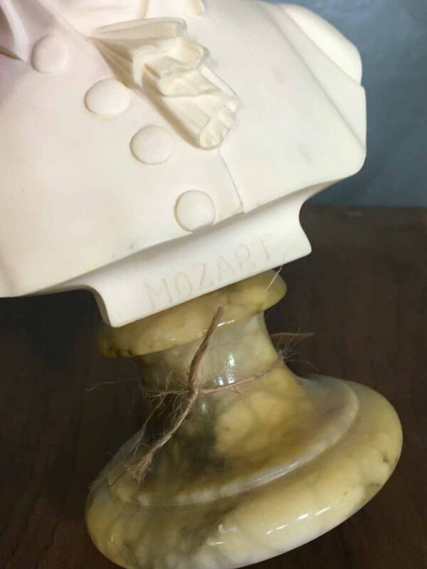 Busto polvere di marmo Mozart autore A. Giannelli - immagine 2