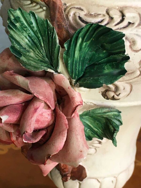 Vaso ceramica di Bassano decoro floreale non smaltato - immagine 2