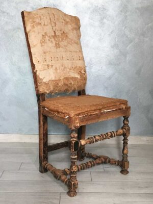 Sedia trono stile rinascimentale da rivestire del XIX secolo