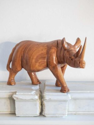 Scultura africana rinoceronte in legno mid century