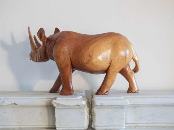 Scultura africana rinoceronte in legno mid century - immagine 4