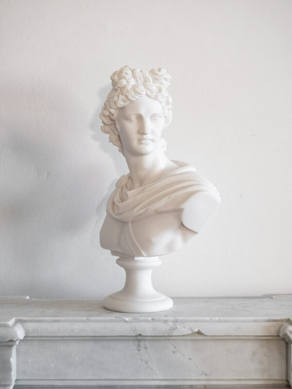 Statua busto raffigurante Apollo in polvere di marmo - immagine 3