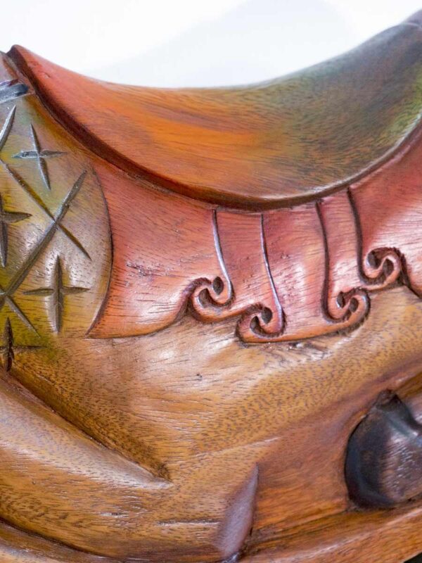 Scultura cavallo a dondolo in legno policromo orientale XX secolo - immagine 2