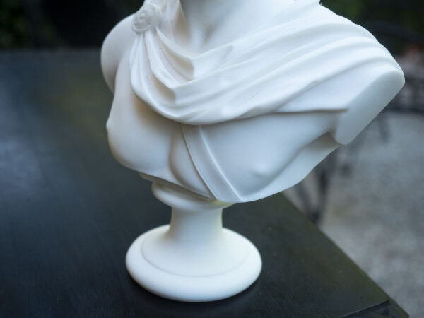 Statua busto raffigurante Apollo in polvere di marmo - immagine 4