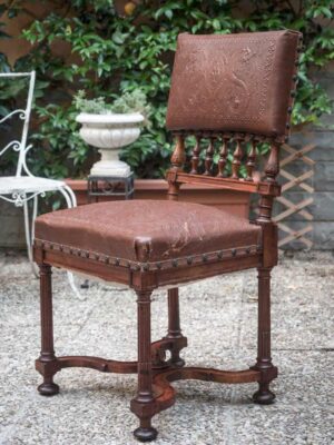 Sedia stile rinascimentale legno e cuoio XIX secolo