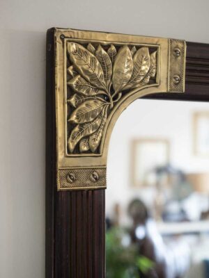 Specchio antico liberty legno e gesso dipinto e fregi ottone