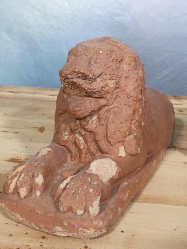 Coppia alari antichi in terracotta leoni XIX secolo - immagine 3