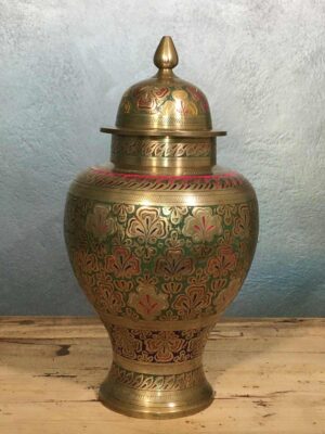 Vaso urna indiano ottone cesellato del XX secolo