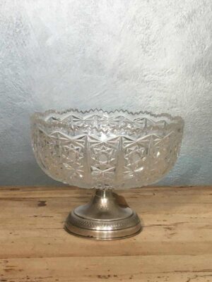 Fruttiera centro tavola in cristallo e base argento mid century