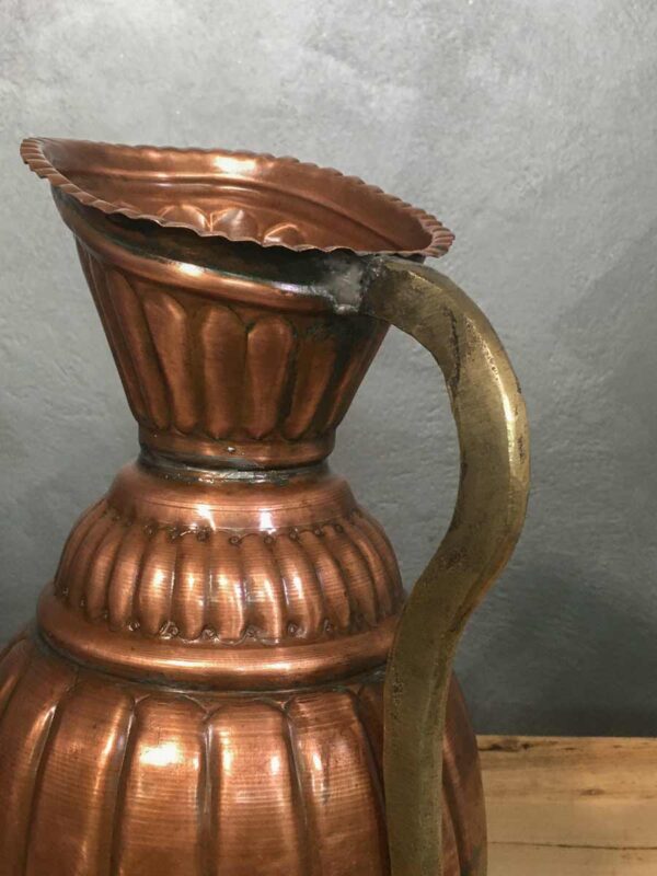 Brocca caraffa antica in rame e manico ottone XIX-XX secolo - immagine 3