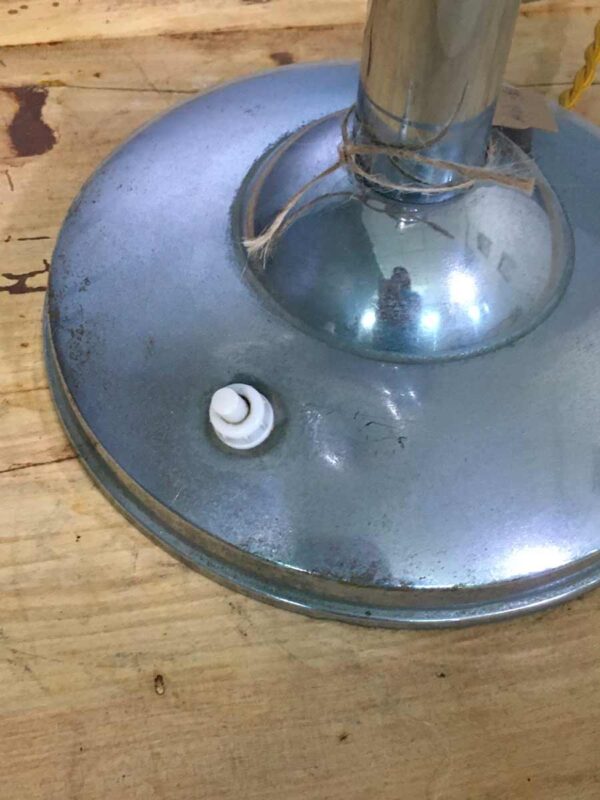 Lampada antica in metallo cromato metà XX secolo - immagine 3