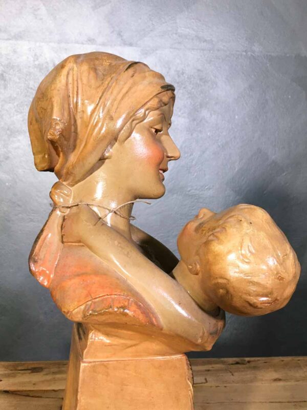 Statua busto donna gesso Art nouveau contadina con bambino - immagine 2