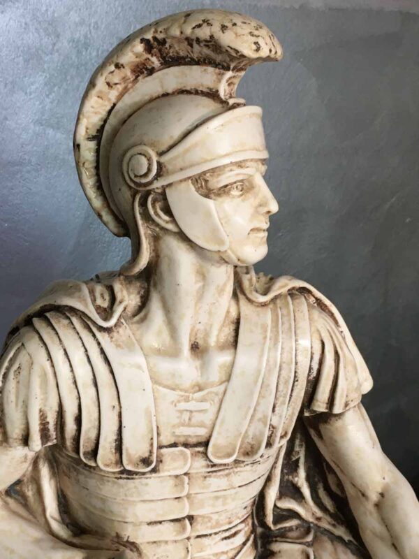 Statua scultura centurione in polvere di marmo XX secolo - immagine 2