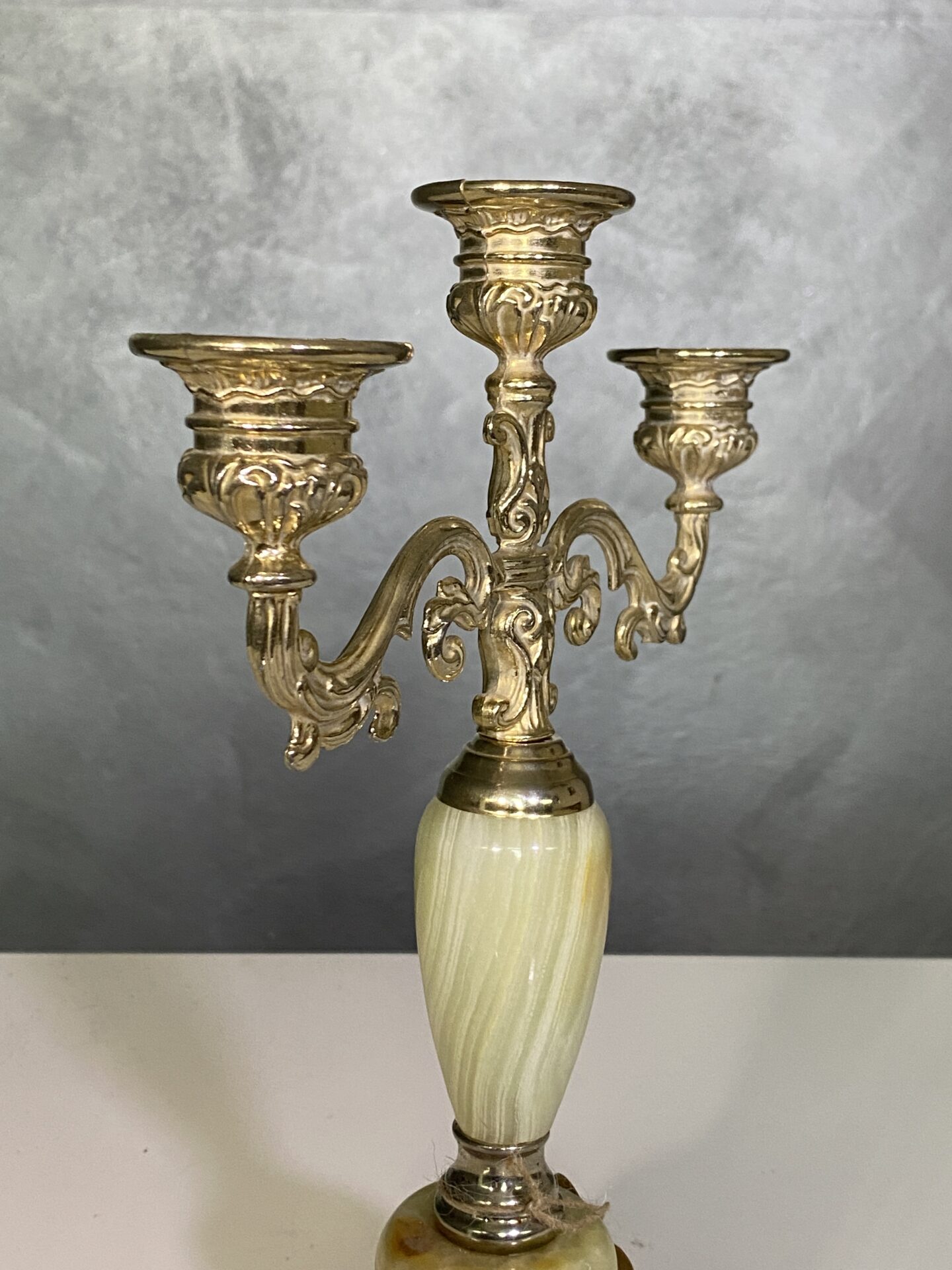 Candelabro antico in metallo e onice vintage mid century - immagine 4