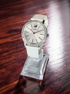 Orologio Swarovski Gracefull con cristalli