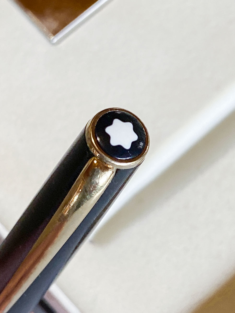 Set penna Montblanc a sfera con portabiglietti metallo da tavolo - immagine 4