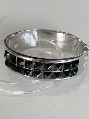 Bracciale Swarovski rigido con cristalli neri