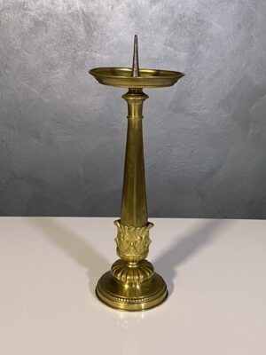 Antico torciere candeliere porta cero in ottone