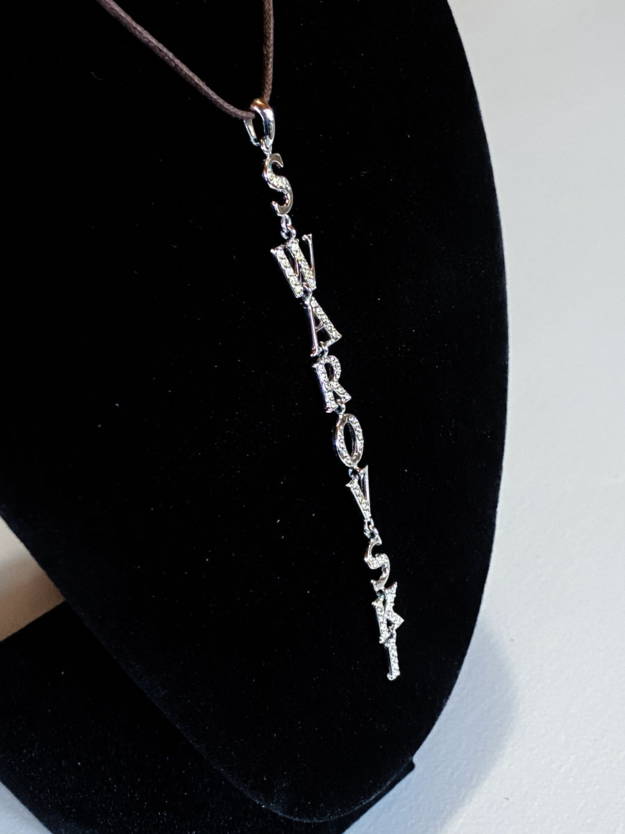 Collana pendente Swarovski con nome brand - immagine 3