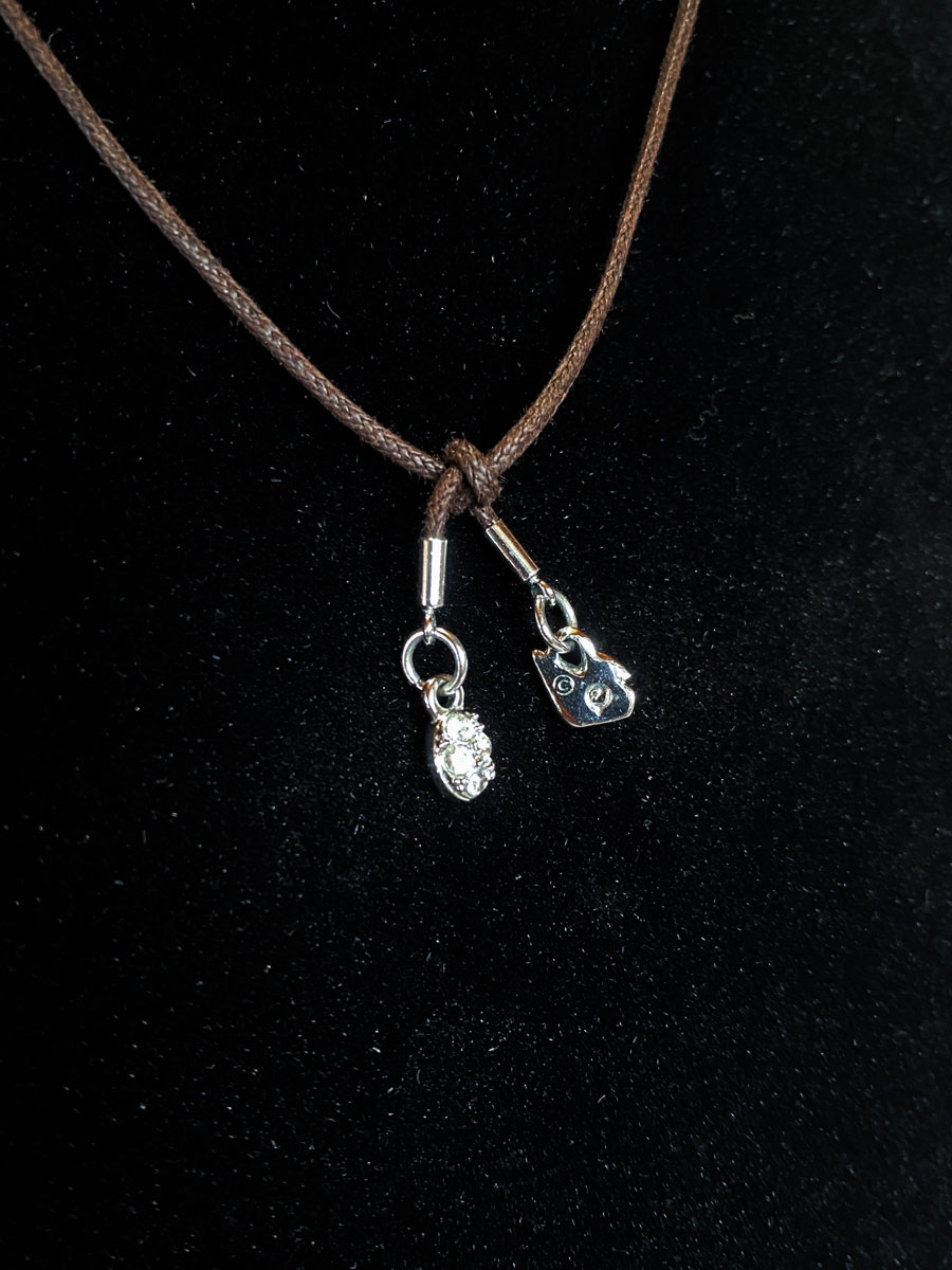 Collana pendente Swarovski con nome brand - immagine 4
