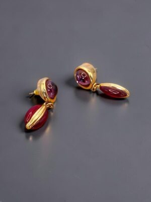 Orecchini vintage Swarovski con cristalli  bordeaux