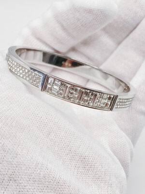 Bracciale Swarovski rigido Ethic pavé di cristalli