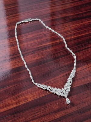 Collana Swarovski da cerimonia con cristalli a chicco
