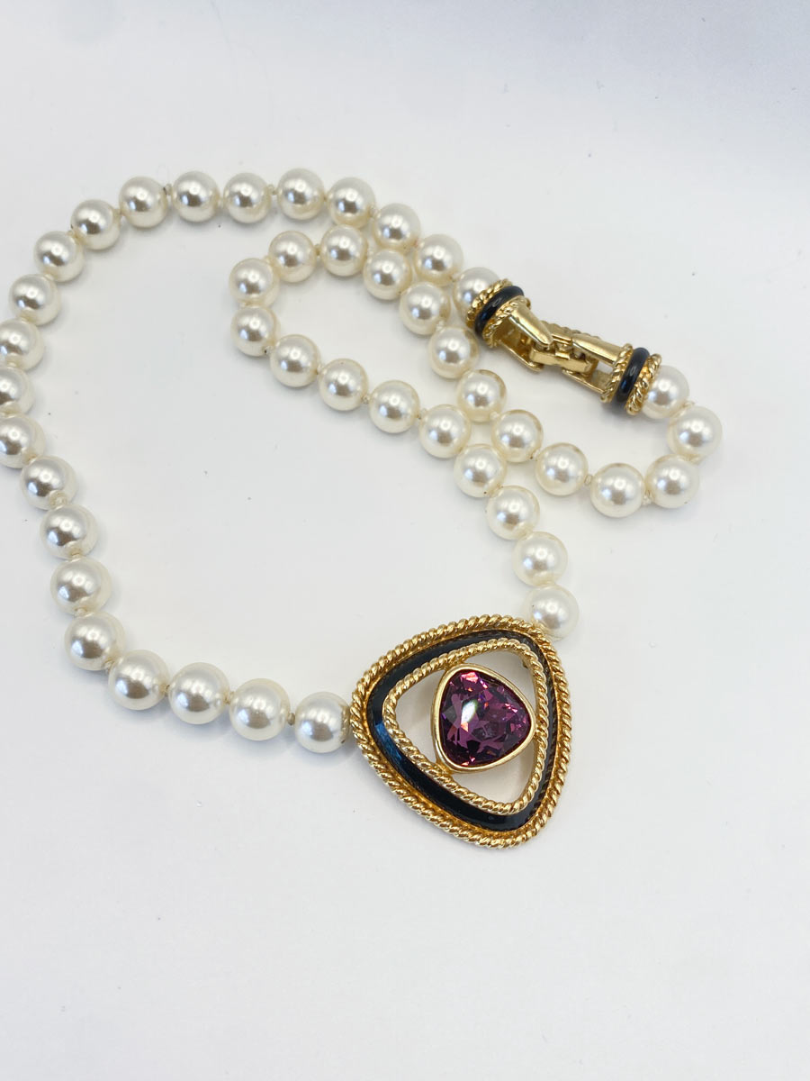 Collana Swarovski con perle e pendente con cristallo viola - immagine 3