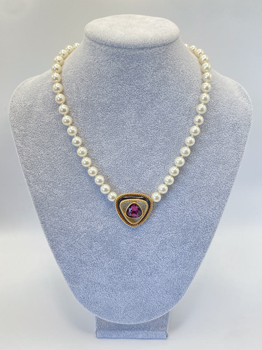 Collana Swarovski con perle e pendente con cristallo viola - immagine 6