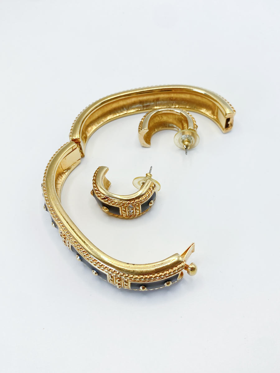 Parure Swarovski bracciale e orecchini con logo cigno doratura e cristalli - immagine 2
