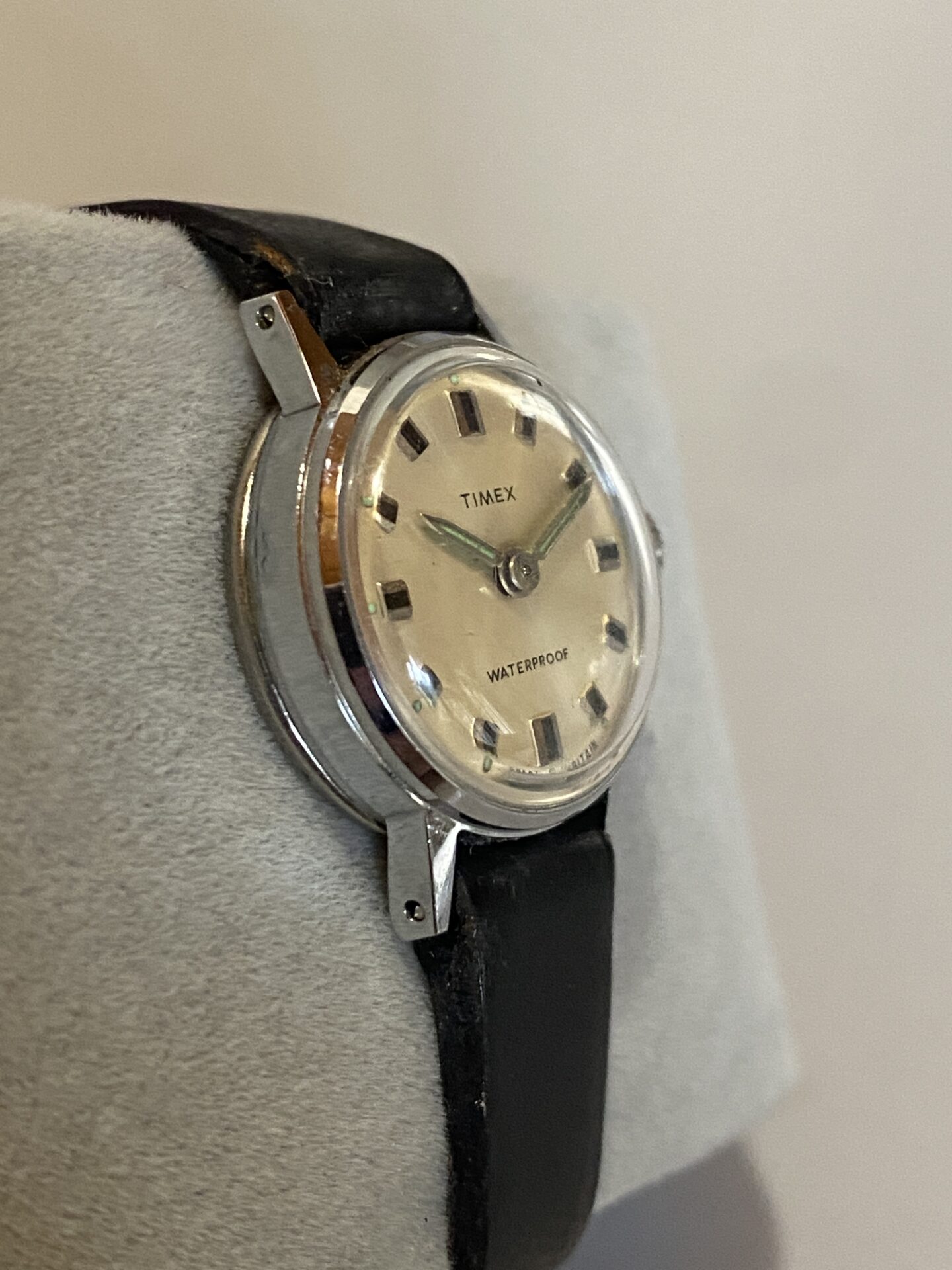 Orologio Timex vintage carica manuale da donna - immagine 3